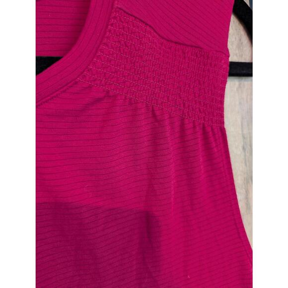 Peloton Women's Sporty Sleeveless Tank - Size 1X - Picture 2 of 4
